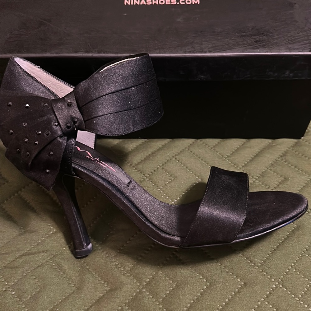 Nina evening shoe.. black satin. Side bow NEW IN THE BOX!!